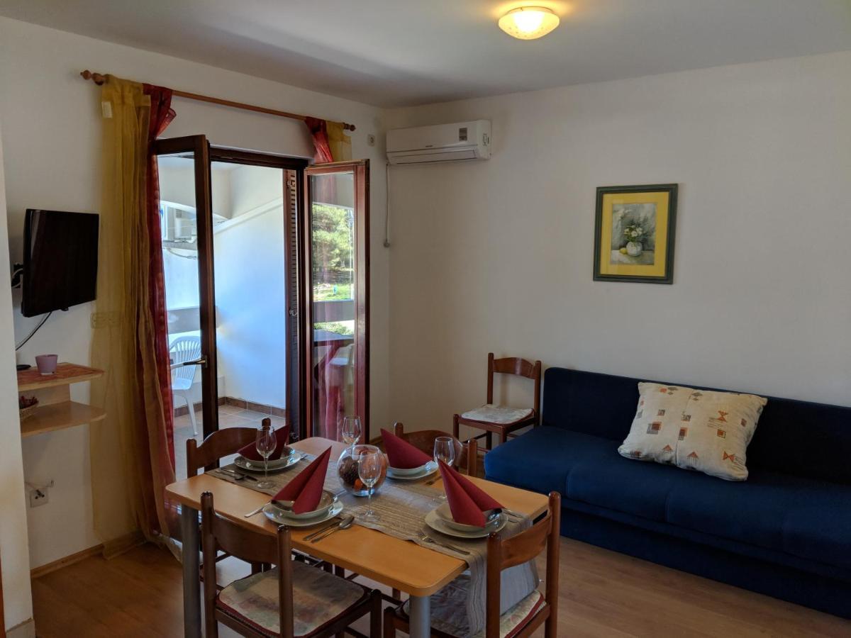 Apartmani Cosic Ante Dobropoljana Zewnętrze zdjęcie