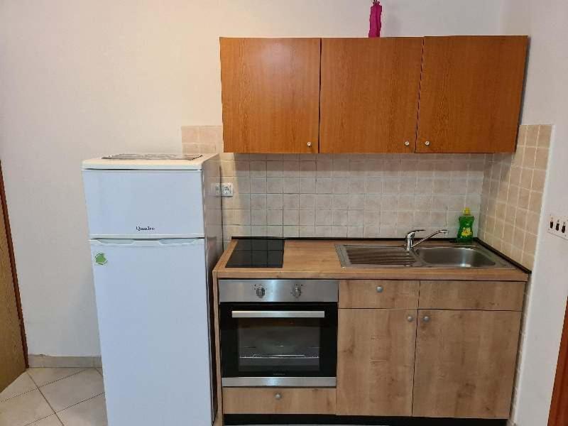 Apartmani Cosic Ante Dobropoljana Zewnętrze zdjęcie